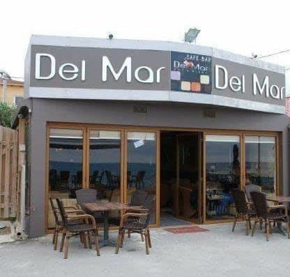 Del Mar Cafe Wine Bar