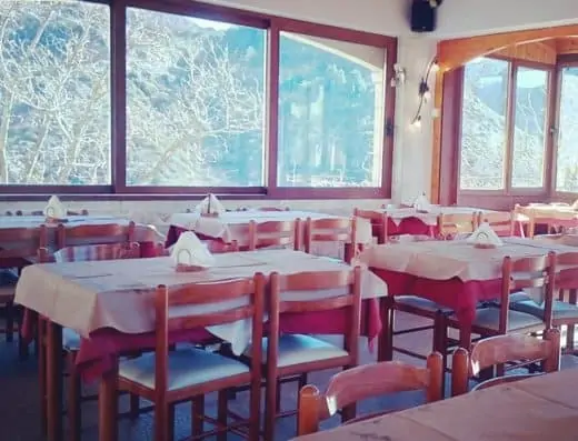 Αρτοζήνος Ταβέρνα Artozinos Restaurant